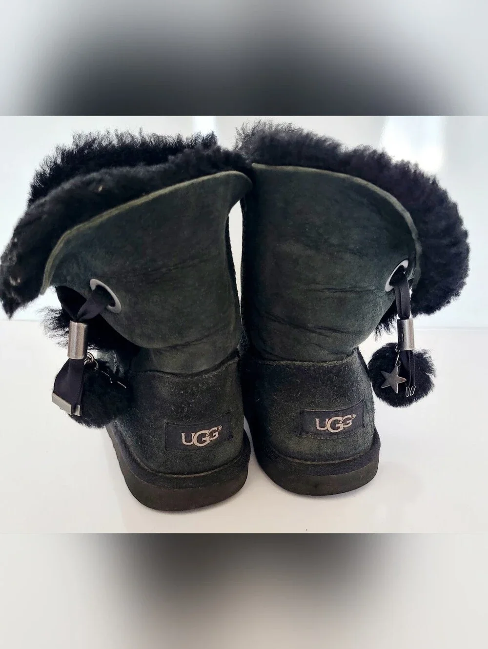 UGG Irina Star Charm Suede Shearling Ankle Boots - Pom Pom Black US 4